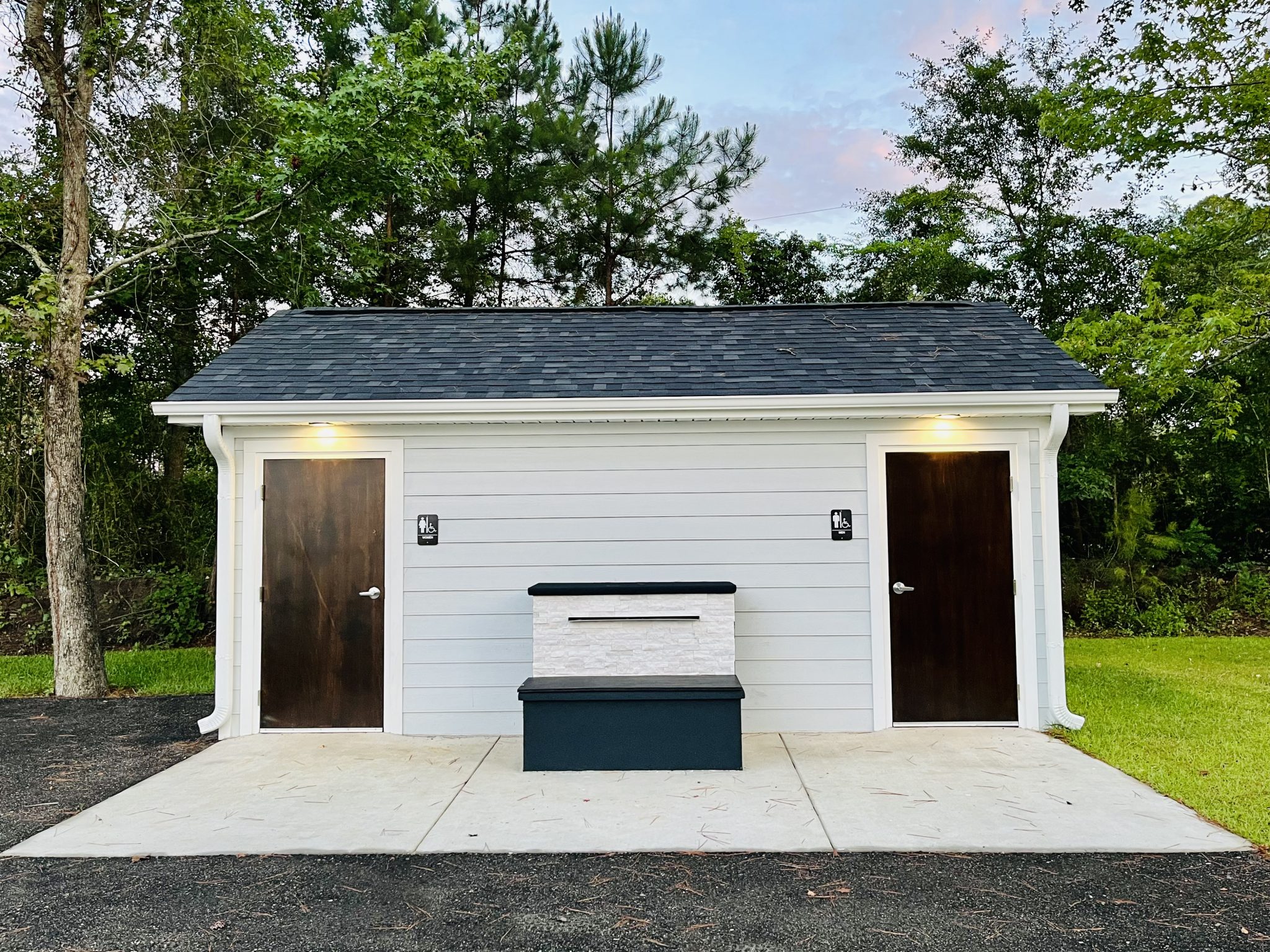 Home - Laurel Oaks Estate