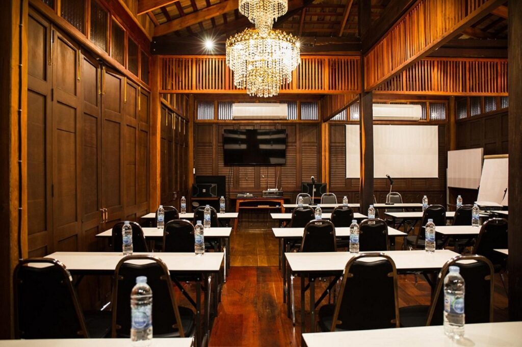 graduation party venue planning checklist